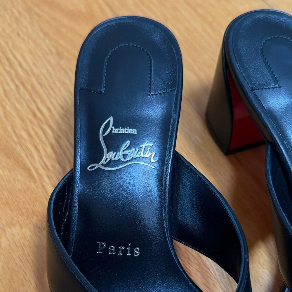 Christian Louboutin Black Leather Thong Mule Heels Red Sole 39 - Picture 3 of 7